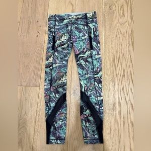 Lululemon Leggings - Size 4 - Fresh In Mesh - Pattern
